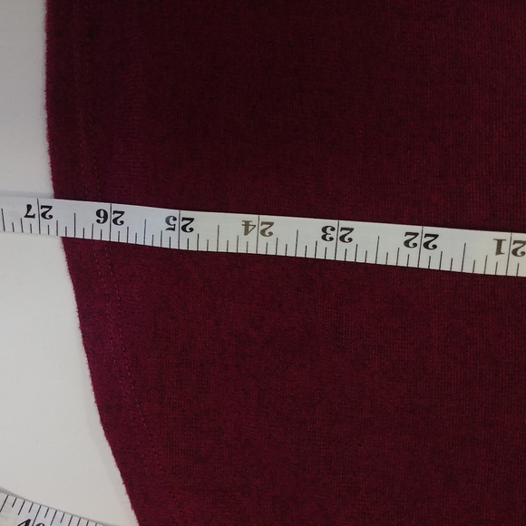 ✨3 for $30✨ Soft Ruched Shoulder Sweater NWOT - Picture 9 of 9